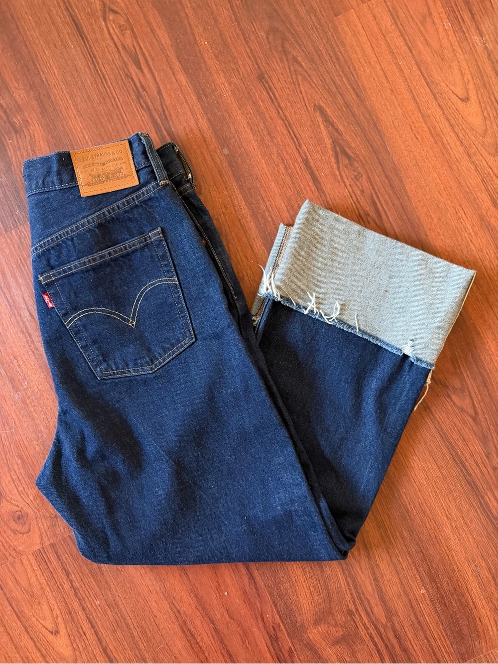 Levi's Ribcage Straight - Picture 1 of 5